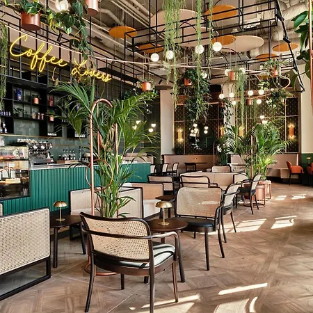 ホテル Moevenpick Grand