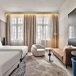 Moevenpick Grand Hotel