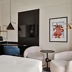 Moevenpick Grand Otel 4*