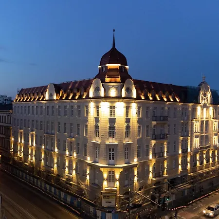 Moevenpick Grand