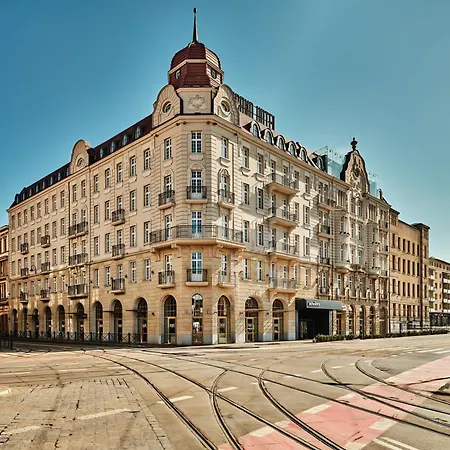 Moevenpick Grand 4*