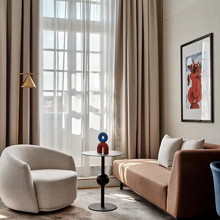 Hotel Moevenpick Grand 4*