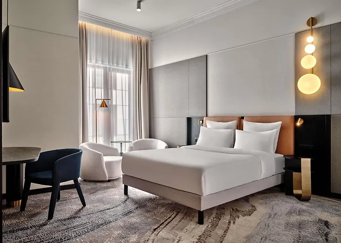 Mövenpick Grand Hotell 4*