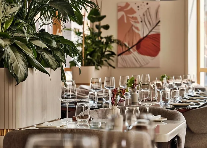 Hotell Mövenpick Grand Wrocław