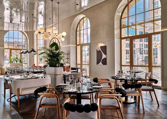 Hotel Moevenpick Grand 4*